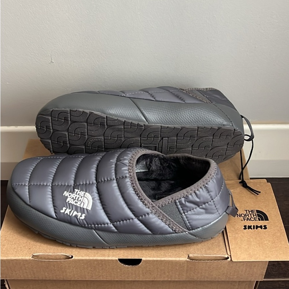 Skins x The North Face Thermo-Insulated Quilted Slip-On Slipper - Grey